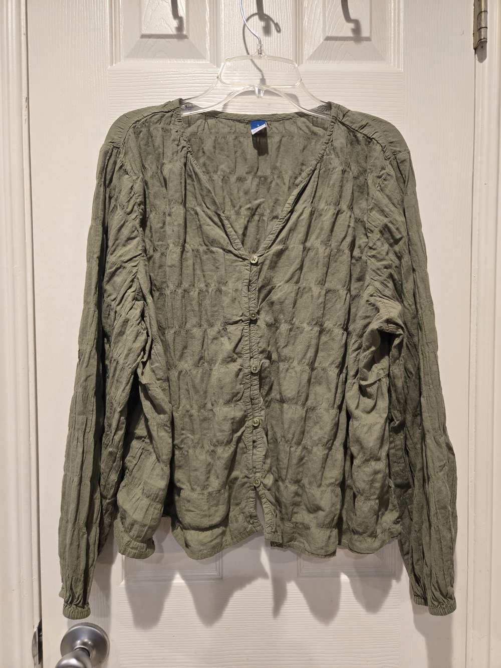 Old Navy Olive Green Long-sleeve Button-down Top Featuring All-over Crinkled